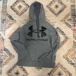 Men’s Underarmour hoodie